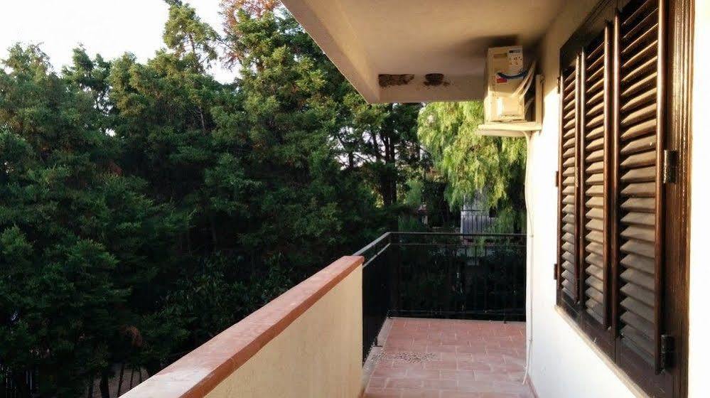 Rodia Holidays Messina Bagian luar foto